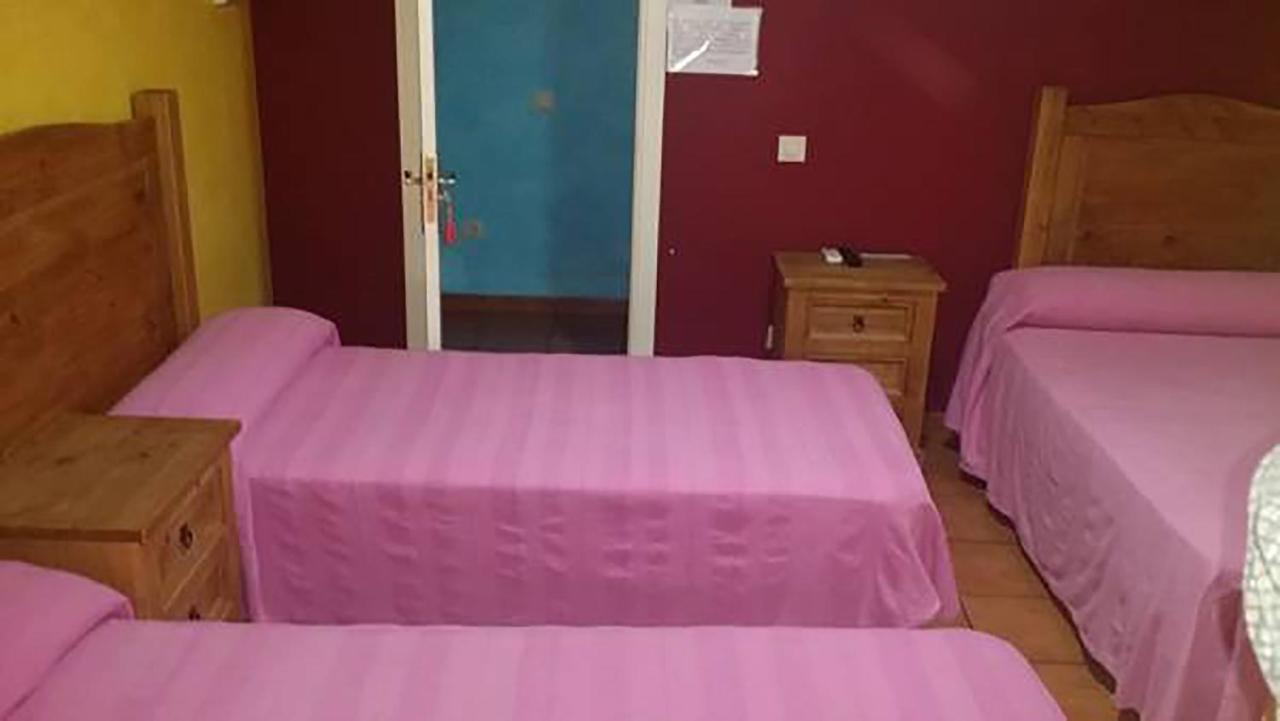 Hostal Velarde Talavera de la Reina Buitenkant foto