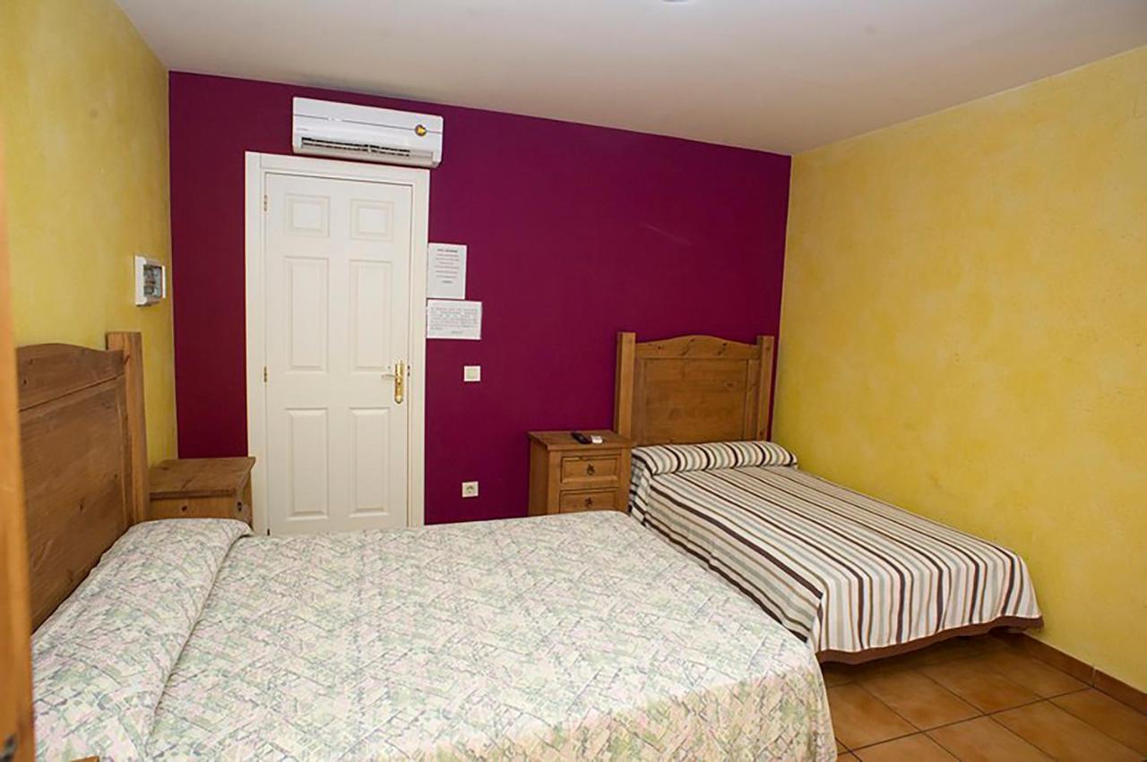 Hostal Velarde Talavera de la Reina Buitenkant foto