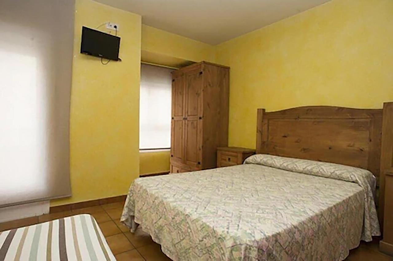 Hostal Velarde Talavera de la Reina Buitenkant foto