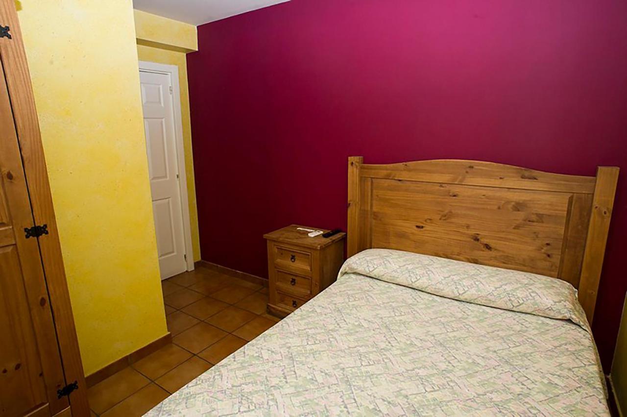 Hostal Velarde Talavera de la Reina Buitenkant foto